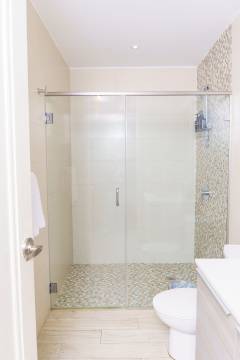 image-slider-with-thumbnail1.jpeg