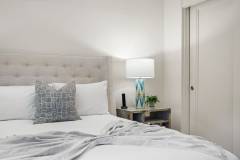 image-slider-with-thumbnail1.jpeg
